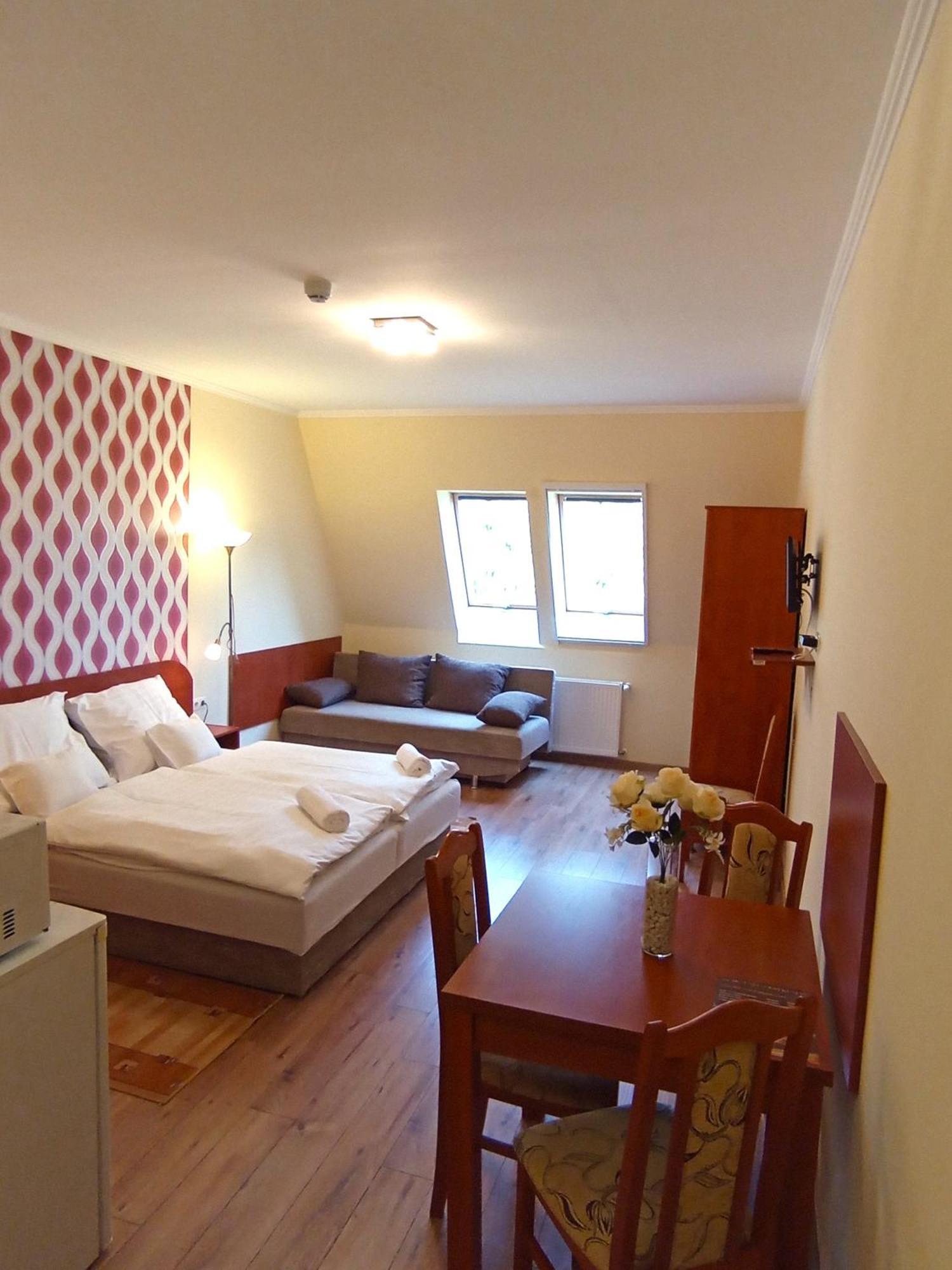 Patak-Party Apartmanok Bogács エクステリア 写真